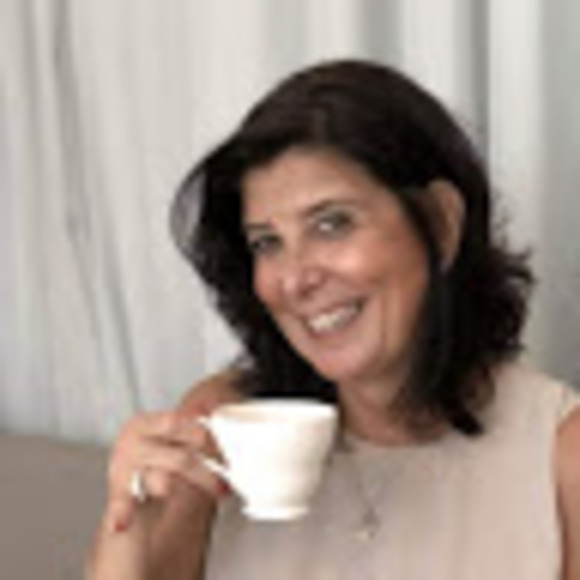 Meet your Posher, Kathy - Picture 1 of 1